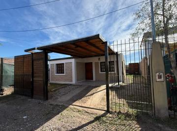 Casa · 65m² · 5 Ambientes · 1 Cochera · Casa en Cerrillos