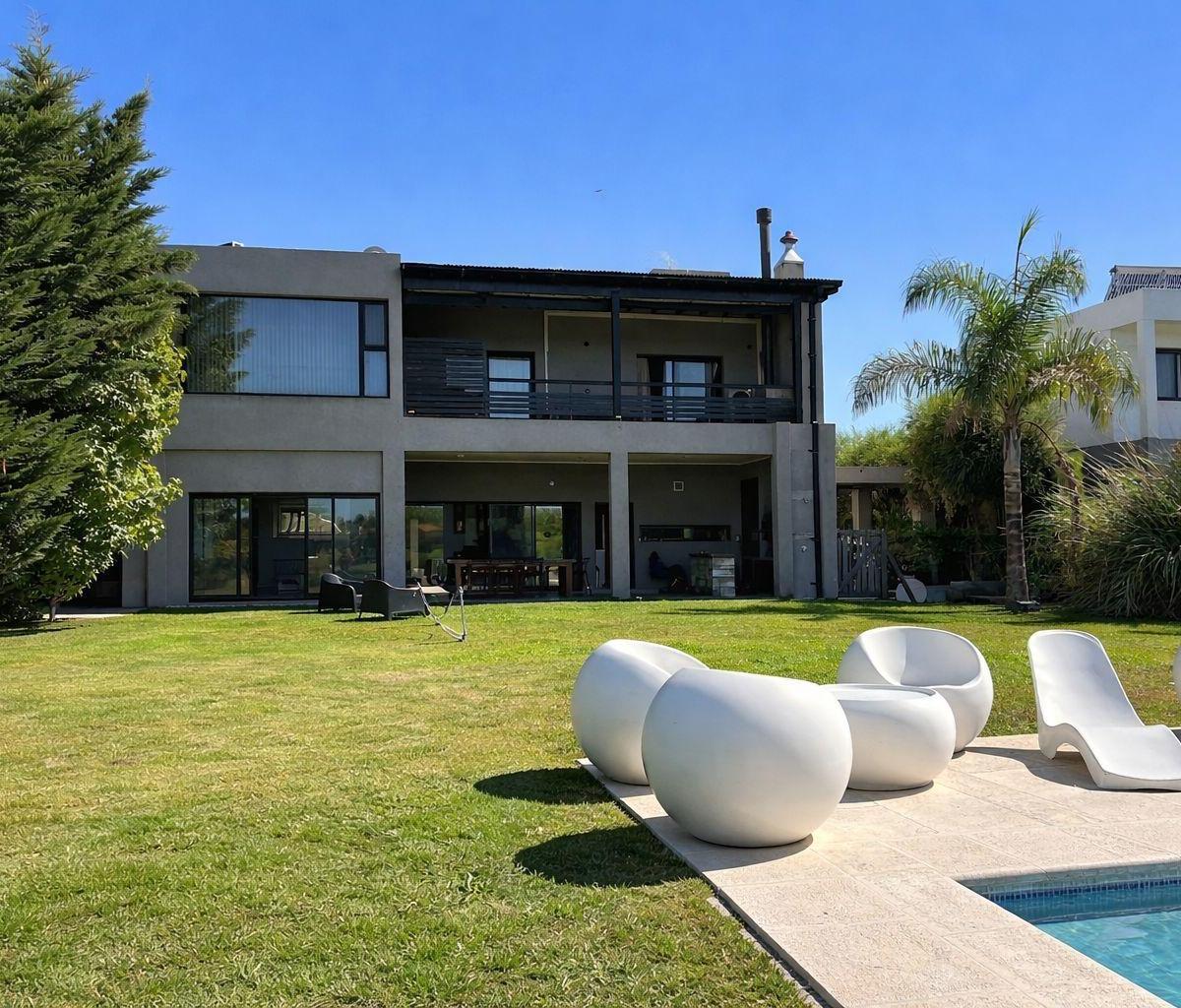 Casa con Renta Barrio San Benito Villanueva al 200