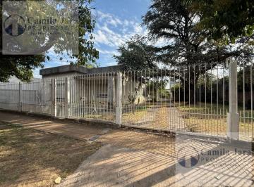 Casa · 373m² · 3 Ambientes · 2 Cocheras · Casa 3 Ambientes con Dependencia y Galpon Sobre Doble Lote en Moron Sur