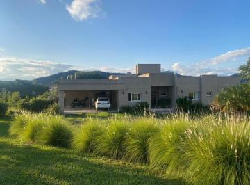 Casa de 6 ambientes, Salta · Venta de Casa en La Lucinda Norte.