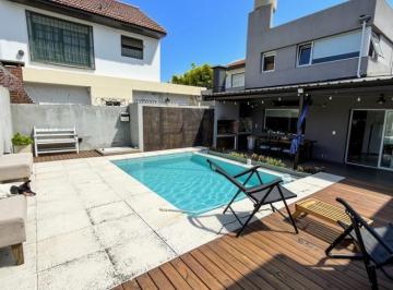Casa · 121m² · 3 Ambientes · 1 Cochera · Moderno Chalet 3 Amb. Los Pinares