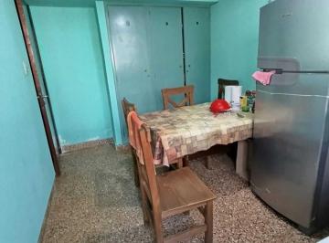 PH · 47m² · 2 Ambientes · Venta PH 2 Amb Al Frente con Patio y Terraza. Albarracín N° 2755, Lanús Este.