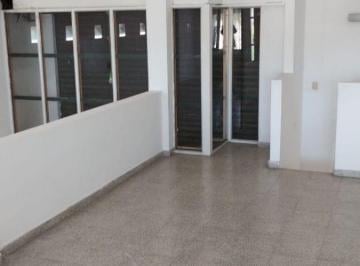Local comercial de 2 ambientes, La Plata · Local en Venta Av 66 Entre 145 y 146