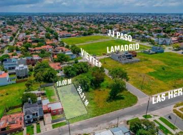 Terreno · 303m² · Venta - Terreno San Carlos - Oportunidad