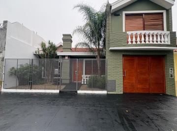 Casa de 6 ambientes, Lomas de Zamora · Casa en Alquiler en Banfield