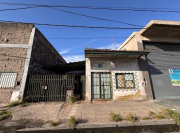 Local comercial · 90m² · 3 Ambientes · 1 Cochera · Local + Terreno de 262 m² Sobre Presidente Perón