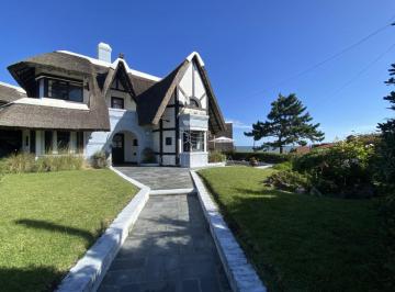 Foto1 · Punta del Este, Mansa Pinares a 100 m del Mar, Cabaña Impecable, Excelente Construcción.
