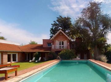 Foto · Casa Venta Manuel B Gonnet con Pileta