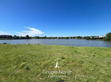 Terreno · 1687m² · Lote en Venta Al Lago en San Marco Villanueva, Tigre. de 1687 m² con 70 m² de Costa de Agua!