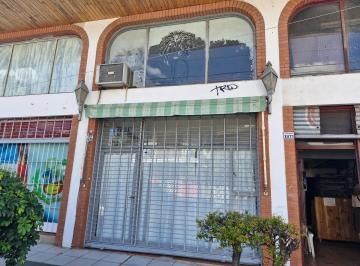 Local comercial · 45m² · Oficina con Entrepiso Cerca Av Fleming