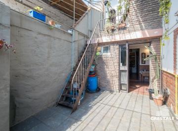 PH · 80m² · 5 Ambientes · Venta / Permuta - Casa de Pasillo con 3 Dorm., Patio y Terraza - Zona Centro, Rosario.