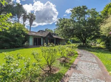 Casa · 340m² · 7 Ambientes · 8 Cocheras · Gran Oportunidad, Casa en Venta en Don Torcuato