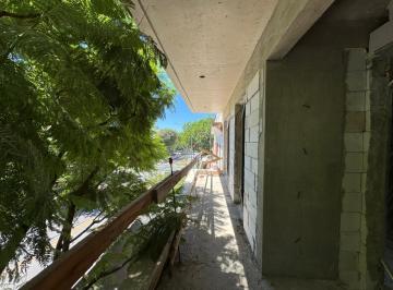 Departamento · 97m² · 4 Ambientes · Excelente Depto. de 4 Ambientes en El Barrio de Boedo Al Frente con Orientacion Norte!