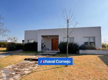 Casa · 135m² · 4 Ambientes · Venta | Casa en Puertos, Ceibos, 3 Dorm. con Pileta