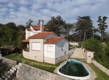 Casa de 2 ambientes, Unquillo · Pesasi - Migliori Vende Cabana Espectacular Casa