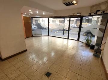 Local comercial · 52m² · Oportunidad Local en Alquiler – Larrea 700 - Balvanera