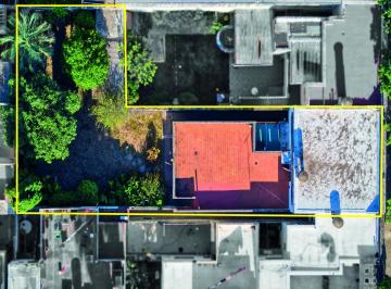 Terreno · 250m² · 7 Ambientes · 2 Cocheras · Terreno en Abasto, Pb 10 Pisos, Canje, Permutas, 400 m²