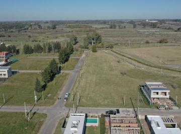 Foto · Terreno en Venta. Gorina