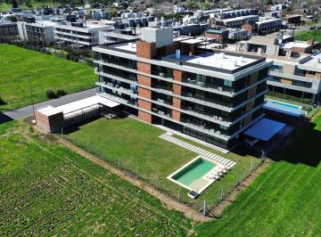 Departamento · 80m² · 3 Ambientes · 1 Cochera · Venta Departamento 2 Dorm. con 2 Cocheras en Fisherton