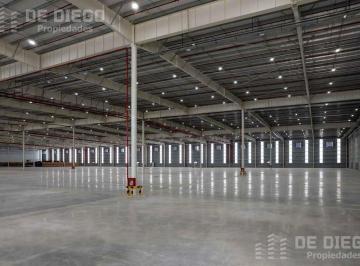 Bodega-Galpón · 5760m² · Deposito Nave Aaa 5.760 m² en Alquiler – Esteban Echeverria