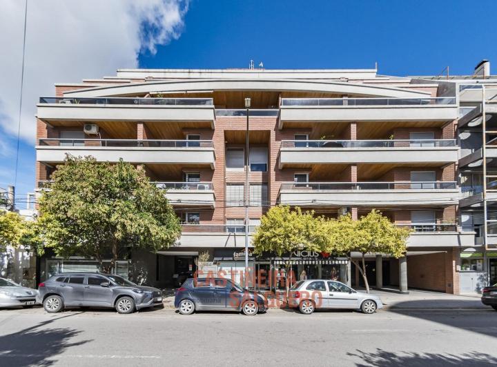 Departamento · 175m² · 5 Ambientes · 2 Cocheras