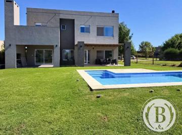 Casa de 4 ambientes, Escobar · Bustamante Prop San Matias Area 5 12517 Casa Venta Escobar