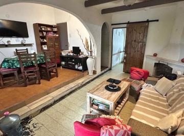 Casa · 100m² · 3 Ambientes · Casa Chalet en Venta en Tigre, G. B. a. Zona Norte, Argentina