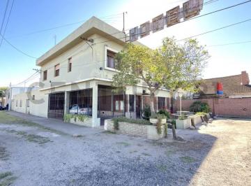 Hotel · 386m² · Hotel en Venta. Ruta 8 en Esquina Estratégica + Vivienda y Potencial de Desarrollo. Venado Tuerto
