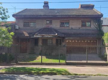 Casa · 300m² · 7 Ambientes · 4 Cocheras · Venta Chalet en Tigre Centro con Gran Terreno (591 M²) – Ideal Vivienda o Desarrollo Inmobiliario