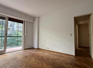 Departamento de 4 ambientes, Recoleta · Departamento en Venta 3 Dorm., Balcón Al Frente en Recoleta