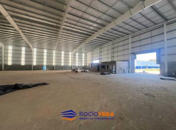 Bodega-Galpón · 2400m² · Galpón en Parque Industrial a La Venta, General Rodriguez