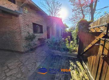 Casa · 263m² · 6 Ambientes · 4 Cocheras · Casa en Villa Adelina, San Isidro