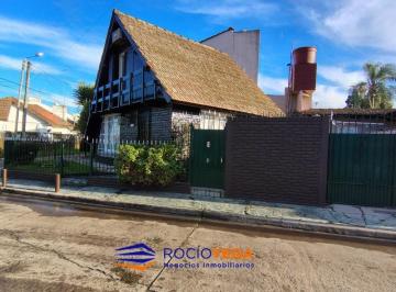 Casa · 90m² · 5 Ambientes · 1 Cochera · Casa en Venta en General Rodríguez