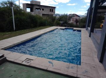 Casa de 5 ambientes, Estancia Vieja · Alquilo Anual Excelente Casa 3 Dorm. con Piscina y Cochera Triple