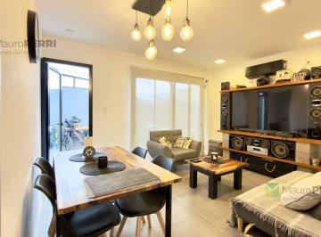 PH · 107m² · 3 Ambientes · 2 Cocheras · Duplex en Venta Dos Dorm. + Cochera en Los Hornos