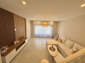 PH · 160m² · 4 Ambientes · 1 Cochera · PH - en Venta