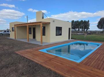 Casa · 48m² · 3 Ambientes · Casa en Abasto - Barrio San Jose - 32 y 232