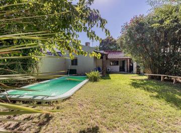GIU-GIU-334_2 · 32 E/ 20 y 21 - Lote 300 m² - 2 Dorm. Jardin y Piscina