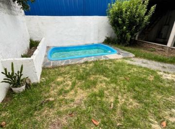 ZAP-ZAP-1727_2 · Venta de Casa 3 Amb con Cochera y Piscina en La Tablada