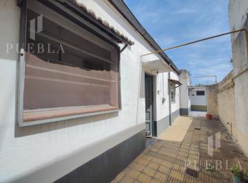 PH · 85m² · 4 Ambientes · Venta de PH Al Fondo con Gran Parque de 233 m a Reciclar. Turdera - Lomas de Zamora.