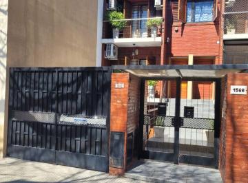 Casa de 4 ambientes, Barracas · Hermoso Triplex en El Barrio de Barracas en Venta