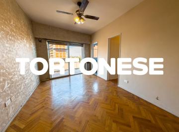 Departamento · 55m² · 3 Ambientes · Departamento en Alquiler Piso Alto - Av Mitre 1189