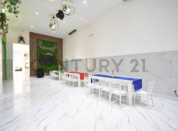 Local comercial · 90m² · 4 Ambientes · Venta Lote Propio C/ Edificación Moderna - Ideal Vivienda de Diseño o Uso Profesional - Permuta - Fi
