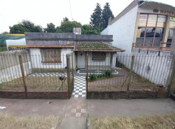 Casa · 89m² · 3 Ambientes · 1 Cochera · Casa 3 Amb con Amplio Jardín y Gran Potencial Claypole