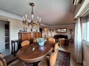 Departamento · 190m² · 4 Ambientes · 1 Cochera · Semipiso 4 Amb 190 m² C/cochera Av Mitre Avellaneda