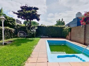 Casa · 150m² · 4 Ambientes · 2 Cocheras · Venta Casa 4 Amb con Pileta Burzaco Apto Credito