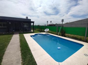 Casa · 60m² · 3 Ambientes · 2 Cocheras · Venta Casa Nueva con Pileta Sobre Amplio Lote – Máximo Paz