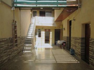 Casa · 130m² · 5 Ambientes · 2 Cocheras · Venta Casa 5 Amb Cochera Flores