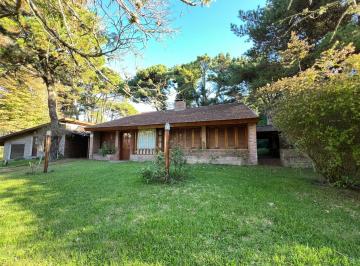 Casa · 140m² · 5 Ambientes · 1 Cochera · Casa en Pinamar