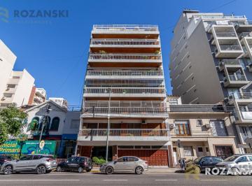 Departamento · 147m² · 5 Ambientes · 1 Cochera · Venta. Semipiso, 4 Ambientes, Escritorio, Dependencia, Lavadero, Cochera. Villa del Parque.